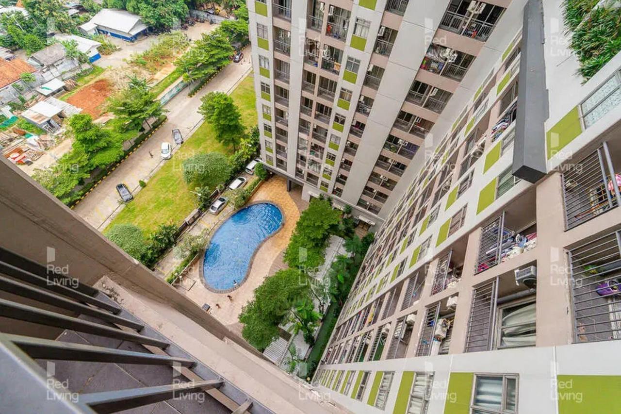 Redliving Apartemen Serpong Green View - Celebrity Room Tower B تانجيرانغْ المظهر الخارجي الصورة
